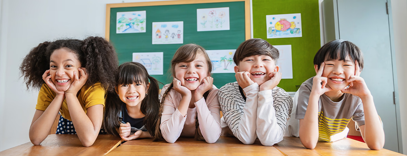 Niños sonrientes